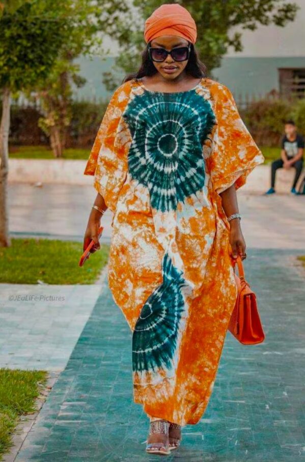 Robe Batik Makeba 2 cercles venant d'Abidjan